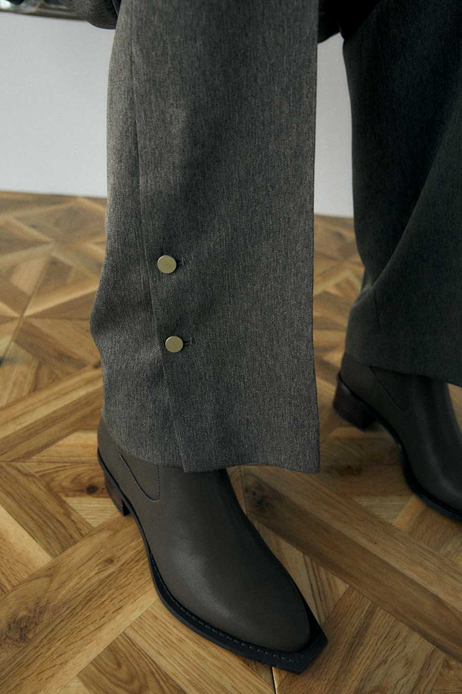 あぴ　リムアークハーフコート RIM.ARK（リムアーク）の「Tailcoat design dress（ワンピース