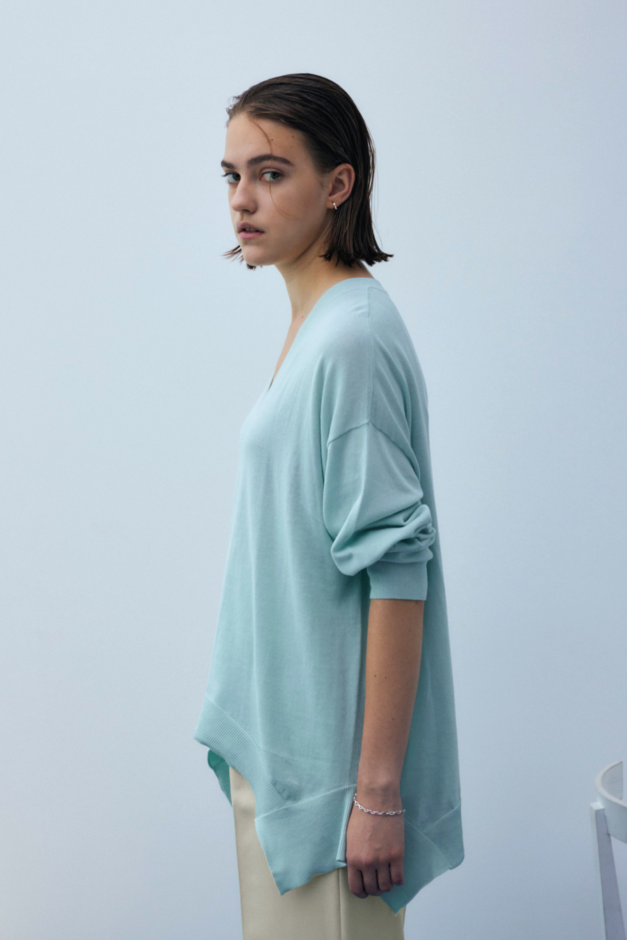 RIM.ARK（リムアーク）の「【UNISEX】V-neck big knit PO（ニット/セーター）」 - WEAR