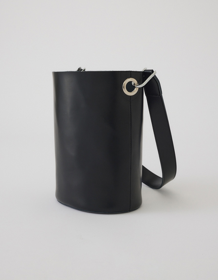 リムアーク バケツバッグ レザー RIM.ARK(リムアーク) Leather bucket bag middle size
